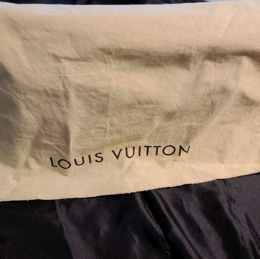 COPY - LouisVuitton City Tote Bag.Vintage L.Sarah… - Picture 14 of 15